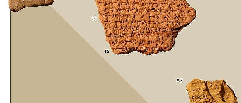 Fragmente einer Keilschrifttafel mit einer mathematischen Tabelle