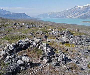 Übernachtungsstelle von Karibujägern im Westen Grönlands