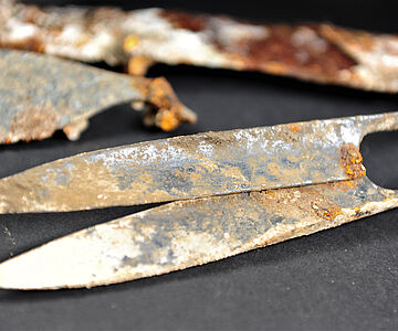 Nahaufnahme der 2.300 Jahre alten Schere