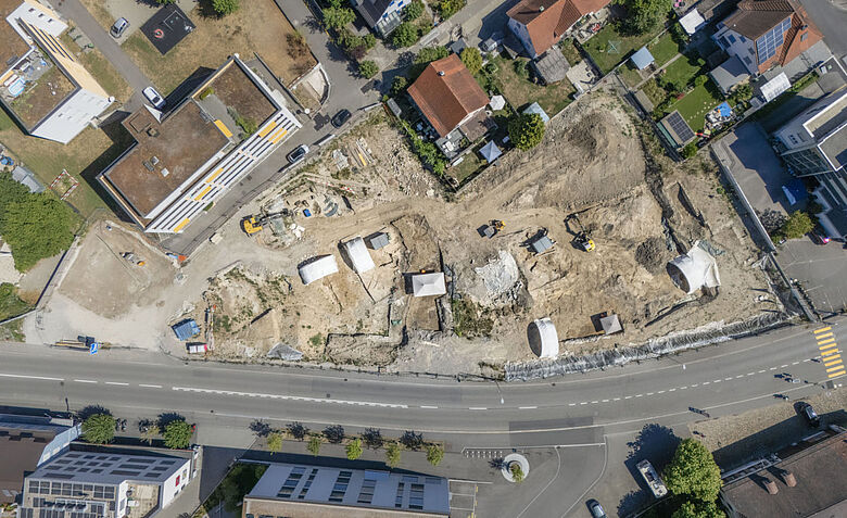 Drohnenaufnahme der Ausgrabungsfläche an der Zürcherstraße in Windisch