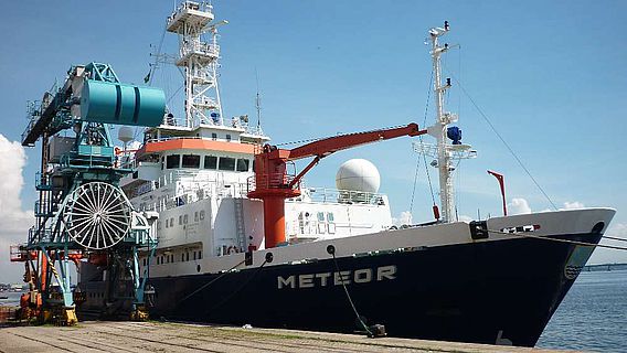 Das deutsche Forschungsschiff METEOR
