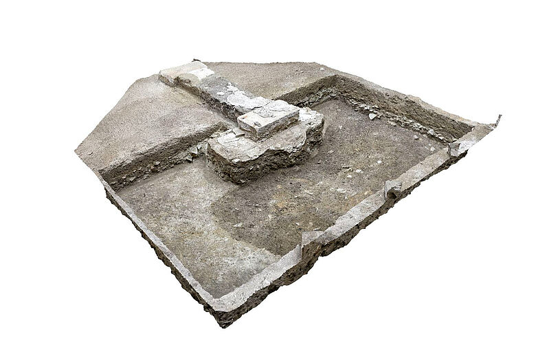 Ausgrabungsfläche am Standort des Grabmals Ottos I. Ausgrabungsfläche am Standort des Grabmals Ottos I.