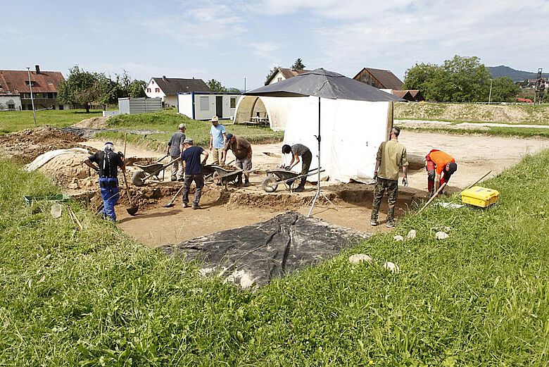 Der Feldkurs für Freiwillige fand zum ersten Mal auf einer prähistorischen Ausgrabung statt