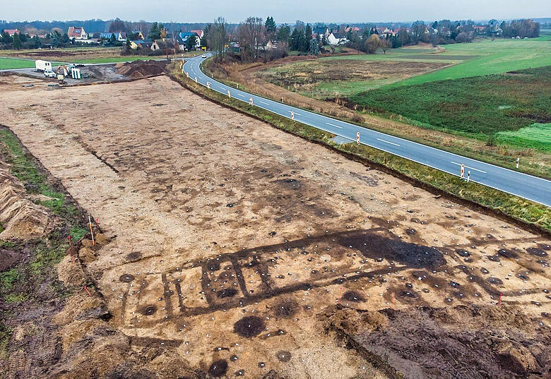 Bronzezeitliche Hausgrundrisse in Bad Düben Bronzezeitliche Hausgrundrisse in Bad Düben