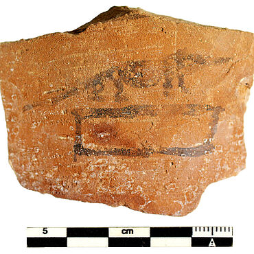 Tonscherbe mit Zeichnung einer Spitzmaus