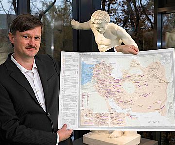 Der Jenaer Althistoriker Dr. Frank Schleicher