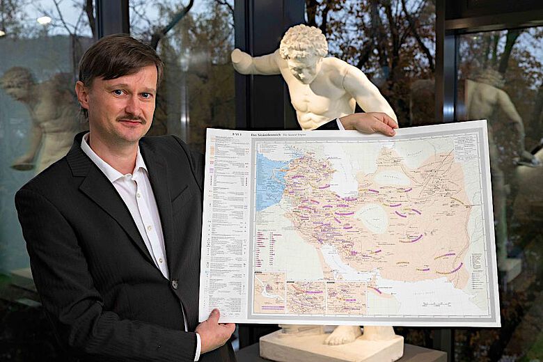 Der Jenaer Althistoriker Dr. Frank Schleicher