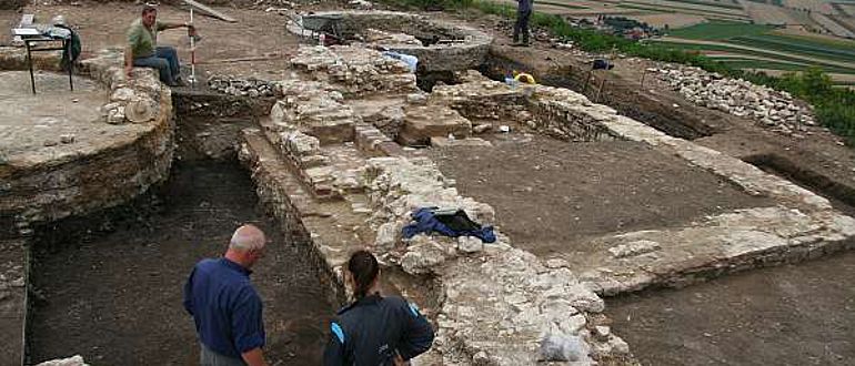 Die Grundmauern der barocken Kirche (Foto: Urgeschichtemuseum NÖ)
