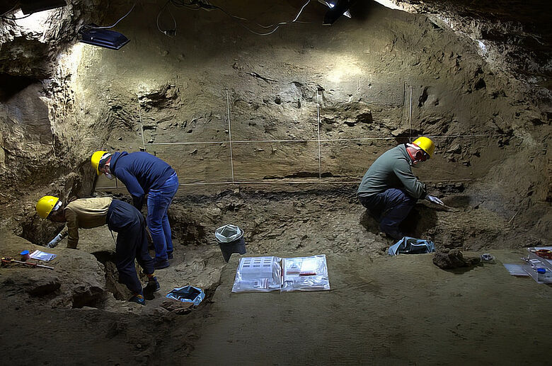 Ausgrabungen in der Bacho-Kiro-Höhle