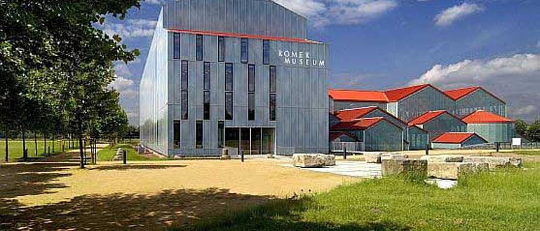 Das LVR RömerMuseum in Xanten (Foto: Axel Thünker DGPh)