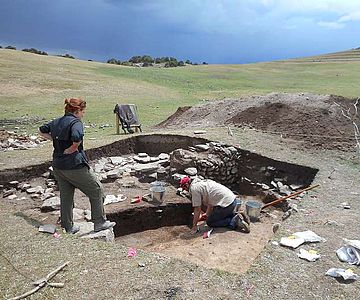 Die Ausgrabungen an der archäologischen Stätte Tashbulak