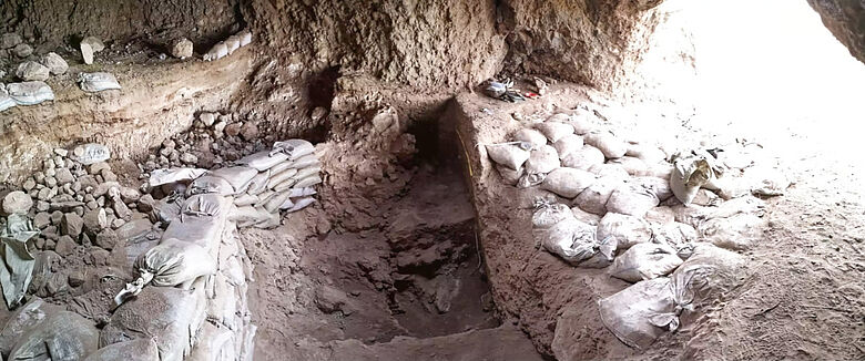 Ausgrabungen in der Toda-Höhle