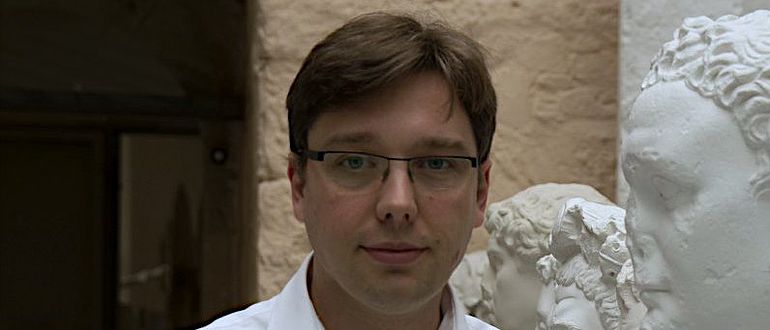 Dr. Martin Kovacs erhält den Ernst von Sieglin-Forschungspreis der Universität Tübingen 2020 Dr. Martin Kovacs erhält den Ernst von Sieglin-Forschungspreis der Universität Tübingen 2020