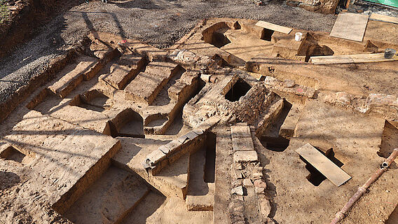 Ausgrabung am Bolongaropalast