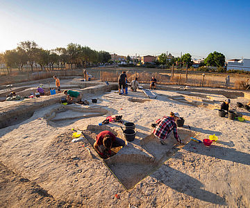 Ausgrabung in chalkolithischer Siedlung bei Sevilla