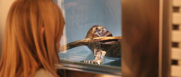 Der "Ötzi" bleibt natürlich die zentrale Sehenswürdigkeit des Museums in Bozen (&copy; Südtiroler Archäologiemuseum)