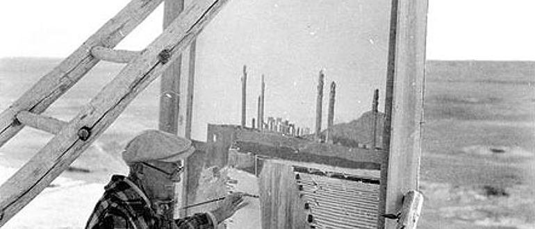 Persepolis: Der Grabungsarchitekt Friedrich Krefter beim Malen (Foto: DAI Teheran, aus dem Nachlass Friedrich Krefter)