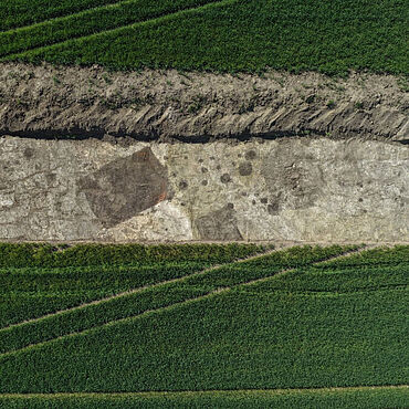 Archäologische Befunde im Drohnenbild