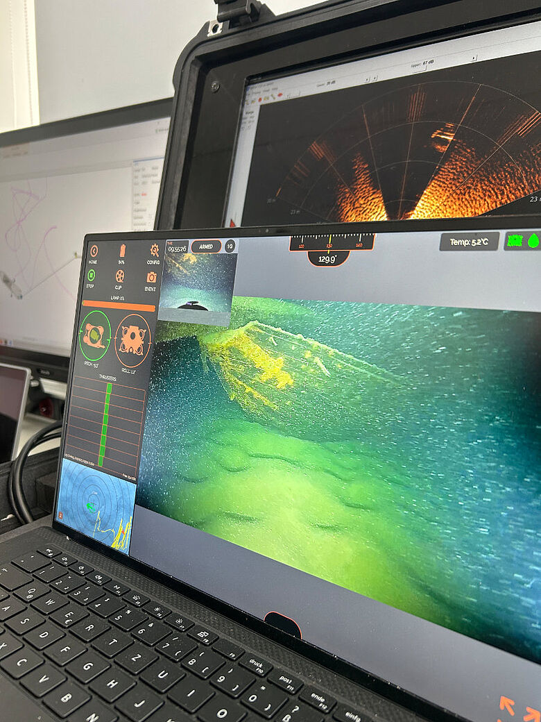 ROV-Liveaufnahme des Lastsegelschiffes ROV-Liveaufnahme des Lastsegelschiffes