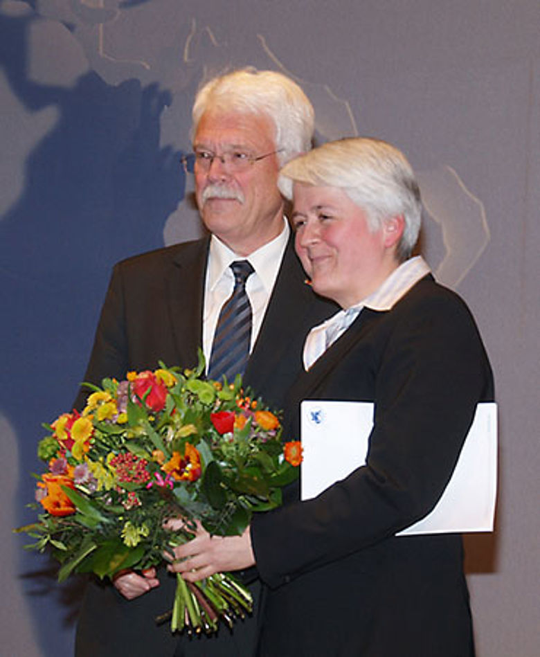 Professor Hans-Joachim Gehrke übergab am 16.3.2011 das Präsidentenamt an Professorin Friederike Fless. Foto: DAI