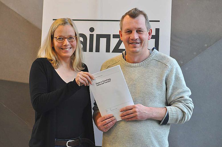 Kai-Christian Bruhn und Anne Klammt vom Mainzer Zentrum für Digitalität in den Geistes- und Kulturwissenschaften
