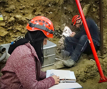 Grabung Blätterhöhle