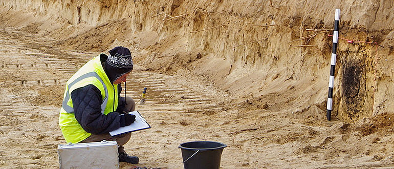 Archäologische Dokumentation auf dem Tesla-Baufeld Archäologische Dokumentation auf dem Tesla-Baufeld