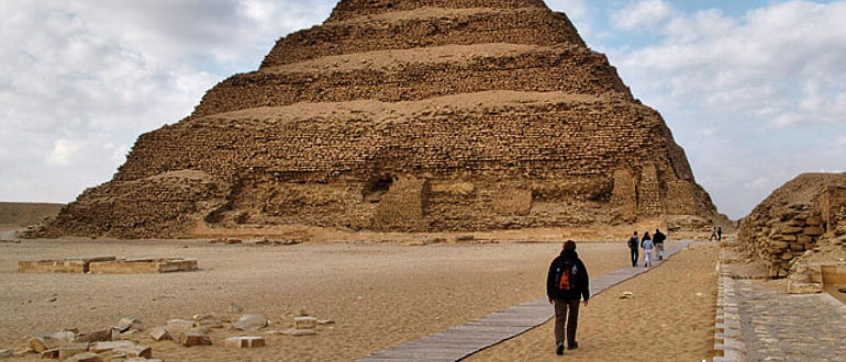 Stufenpyramide von Pharao Djoser in Saqqara