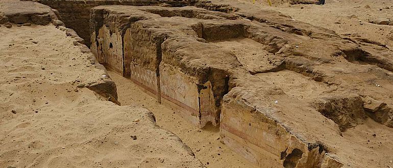 Der ausgemalte Korridor in der Mastaba des Seneb-nebef