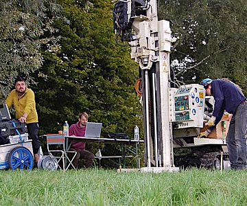 Sondierungen mit der Direct-Push-Technologie im Bereich der jungsteinzeitlichen Siedlung Pestenacker.