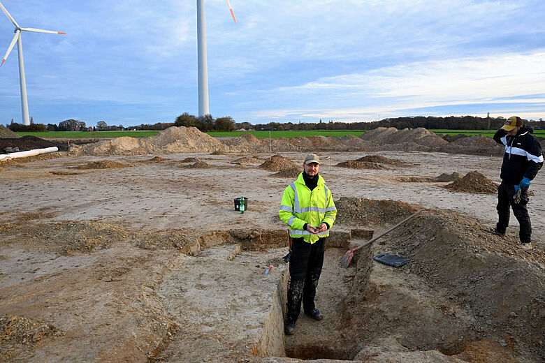 Archäologen auf der Grabungsfläche