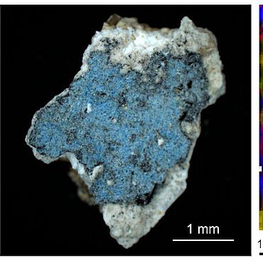 Foto und Raman-Mikroskopie-Bild einer Ägyptisch Blauen Scholle der Malschicht des Fragmentes aus der Kirche St. Peter ob Gratsch in Südtirol