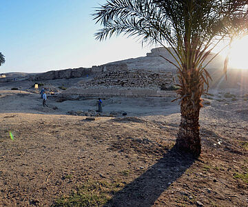Überreste der Pyramide von Zawyet Sultan