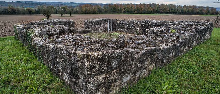 Überreste des römischen Wachturms in Schwaderloch