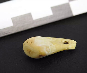 Schmuckstück aus der Denisova-Höhle