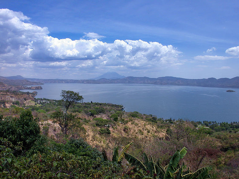 Caldera des Vulkans Ilopango in El Salvador