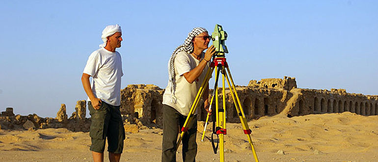 Vermessungsarbeiten in Resafa, Syrien