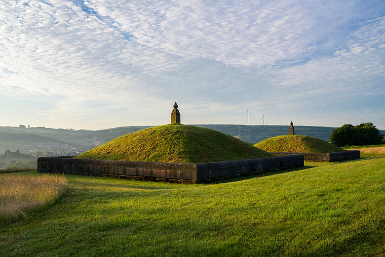 Monumentalgrabhügel von Oberlöstern