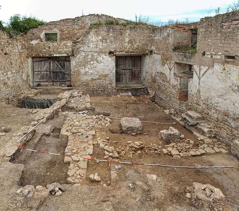 Grabungsfläche Vorburg