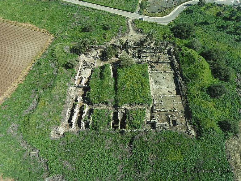 Ausgrabungsstätte des frühislamischen Kalifenpalastes Khirbat al-Minya