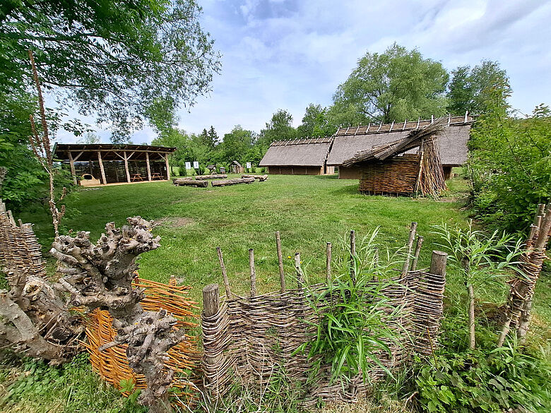 Steinzeitdorf Pestenacker