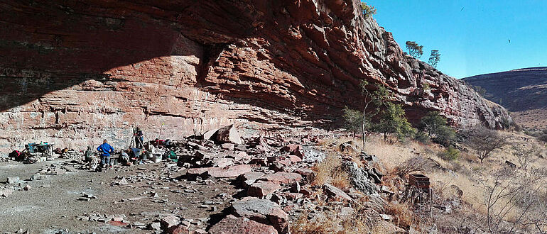 Ausgrabung Kalahari-Wüste