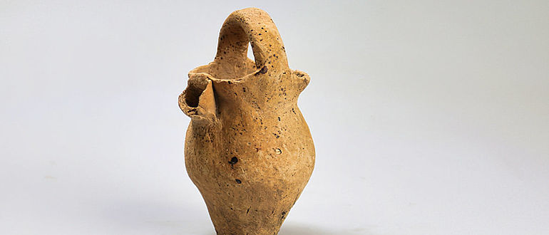 Miniatur-Bügelkanne