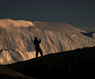 Wissenschaftler vor Gletscher