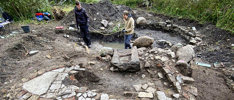 Brunnenanlage auf der Paderinsel