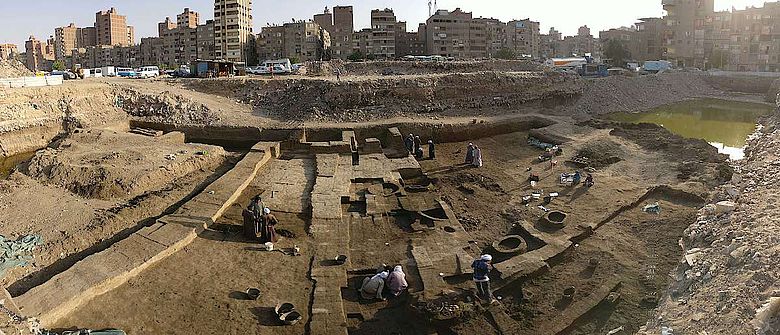 Blick auf das Grabungsgelände von Heliopolis