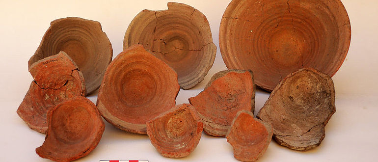 Keramik aus der ältesten Siedlungsschicht