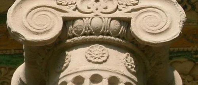 Ionisches Kapitell eines römischen Hauses im Jenaer Stadtteil Drackendorf. (Foto: Alexander Häring/FSU)
