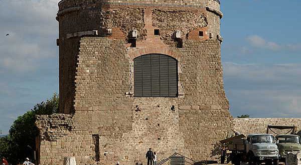 Restaurierter Südturm