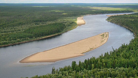 Jelogui-Fluss (Sibirien)